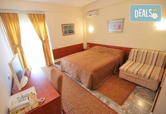 Великден на брега на Охридското езеро: 2 или 3  нощувки със закуски и вечери в хотел Sileks 4*, със собствен транспорт! - Снимка 3